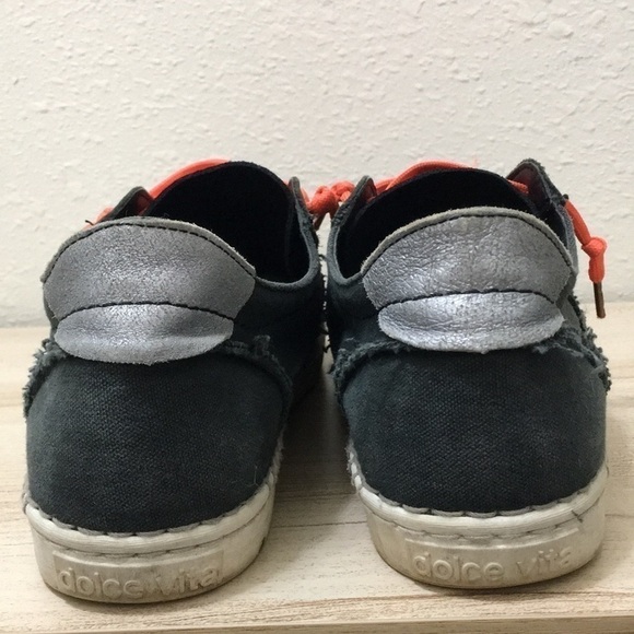 dolce vita sneakers - Picture 3 of 9